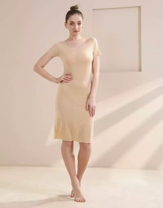 Abito Lungo Estivo da Donna con Scollo a U, Fresco e Traspirante, Elegante, Semplice, al Ginocchio, 100CM - Product Image 6