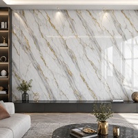 Revêtement mural en PVC WYRAX beige travertin pour couloir d'appartement, panneau mural en marbre imperméable, feuille murale intérieure 4x8 pieds 2,8 mm