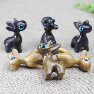 Ebony And Green Sandalwood Deer Carving <b>Keychain</b> Decorative Ornaments Eco Friendly <b>Personal</b> Gift Modern Simple Style - Product Image 1