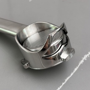 <span class=keywords><strong>Machine</strong></span> à café <span class=keywords><strong>Delonghi</strong></span> EC685 Accessoires Porte-filtre sans bout de 51mm pour <span class=keywords><strong>Delonghi</strong></span> EC680 - Product Image 3