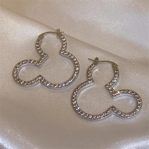 أقراط متدلية كورية أنيقة مطلية بالذهب ومرصعة بالألماس والأحجار الكريمة، أقراط على شكل حيوانات كرتونية لطيفة مثل ميكي ماوس للنساء والفتيات - Product Image 6