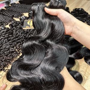 批发原装印度发束 15A 双拉伸未加工处女发 浅色深波浪发束 - Product Image 3