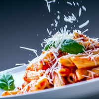 Pâtes artisanales italiennes Tube de crêtes fraîches Semoule de blé dur 500g Variété prête à cuire comprenant une boîte en vrac séchée Fusilli Macaroni