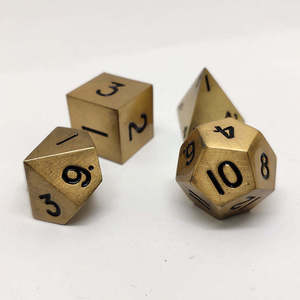 Vente en gros de boîte à dés en plastique polyédrique carrée de jeu de Offre Spéciale personnalisée tour de sac plateau mdn ensemble de dés en plastique personnalisés recyclés - Product Image 4