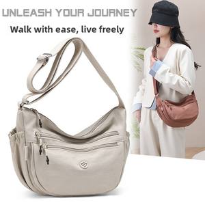 Bolso de Hombro de Nylon de Alta Calidad para Mujer, Nuevo Bolso Tipo Dumpling, Versátil, de Gran Capacidad, Casual, Ligero, para Viaje - Product Image 1