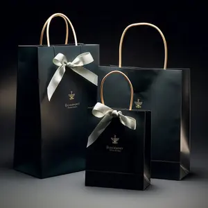 Großhandel Luxus Custom Shopping Print Logo Boutique Tragen Sie schwarze matte Geschenkt üte mit Verpackung Mini Papiertüten für Schmuck