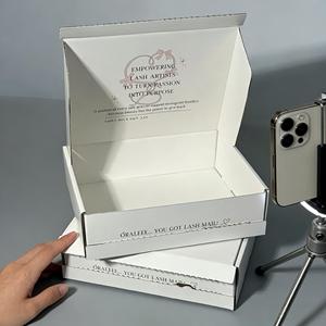 Boîtes d'expédition en carton ondulé blanc avec logo personnalisé, style à déchirer, écologiques, pour les marques de beauté et les petites entreprises - Product Image 5