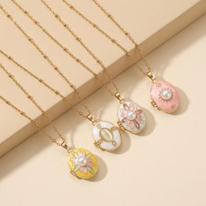 Collane con Ciondolo Ovale N77Y in Ottone Placcato Oro, Medaglioni Apribili per Foto, Decorati con Smalto e Perle Finte, Gioielli per Uso Quotidiano - Product Image 2