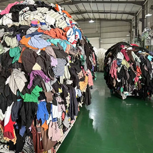 Stracci Industriali in <span class=keywords><strong>Cotone</strong></span> 100% da 10kg e 20kg, Stracci per Pulizia Navi, Stracci per Magliette, Stracci per Pittori, all'Ingrosso - Product Image 1