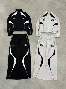 Set Giacca <span class=keywords><strong>e</strong></span> <span class=keywords><strong>Pantaloni</strong></span> Antivento in Nylon Leggero con Logo Personalizzato, Completo Sportivo Due Pezzi - Product Image 6