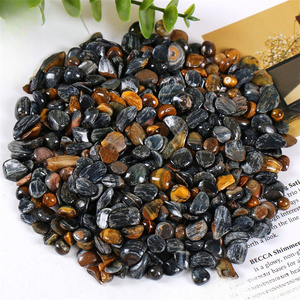 Hot Selling Blue <span class=keywords><strong>Tiger</strong></span> Eye <span class=keywords><strong>Stone</strong></span> Blauer Tigerauge Kies In Plastik box Nature del stein Für Schmuck Ornamente - Product Image 1