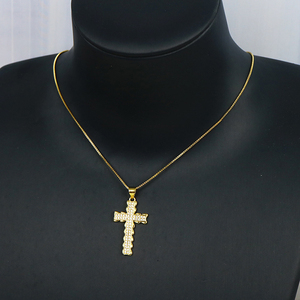 Nueva Selección de regalo de fiesta de vacaciones, collar de Cruz de Zirconia chapado en oro de 18 quilates, joyería religiosa exquisita - Product Image 4