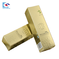 Venta al por mayor de láminas de oro personalizadas, barra de labios, tubo de bálsamo, exhibición cosmética, regalo, cajas de papel de embalaje para brillo de labios