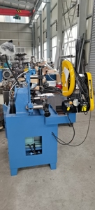 Machine de fabrication de tuyaux ondulés en acier inoxydable, haute efficacité, faible coût, entraînement moteur 15KW 380V, équipement spiralé pour la construction - Product Image 4