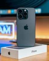 iPhone 15, 15 Pro, 15 Pro Max d'occasion à vendre, 128 Go/256 Go, iPhones d'occasion avec boîte