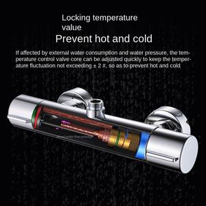 <span class=keywords><strong>Douche</strong></span> et baignoire d'hôtel avec robinet thermostatique chromé, noyau de valve en céramique, jet doux, double fonction, montage mural, eau chaude et froide - Product Image 2