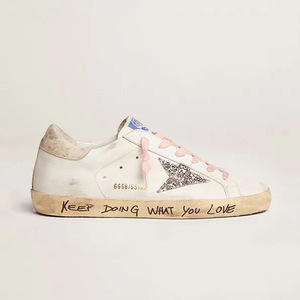 Zapatillas de Skateboard Unisex de Cuero Vacuno Desgastado, Estilo Retro, de Alta Calidad, con Diseño de Estrella Retro, Versátiles, Modernas, Casuales y Deportivas - Product Image 2