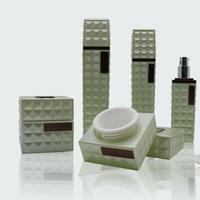 De luxe 30ml 50ml 100ml en plastique acrylique pot de lotion d'emballage cosmétique liquide bouteille