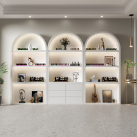 Vitrina Moderna y Elegante para Exhibición de Productos de Uñas, Zapatos y Bolsos, para Salones, Dormitorios y Uso en Hoteles, con Panel, Gabinete e Iluminación