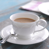 Service de table en porcelaine fine style Couronne Nordique, vaisselle créative en céramique pour hôtel avec assiettes à pâtes et tasses à café occidentales