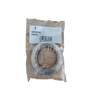 Pièces de compresseur d'air à vis CompAir L37G : Joint à lèvre PTFE A11830674/A11830474 et Douille A11932574/A11830674 - Product Image 1