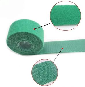 Velcros 100% nylon, velcros multi-usages, velcros personnalisés, attaches auto-adhésives, crochets et boucles, velcros double face - Product Image 1