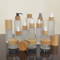Pot de crème en verre givré pour cosmétiques, bouteille de pompe de pulvérisation de lotion, couvercle en bambou écologique, bouchon en bois, emballage de soins de la peau