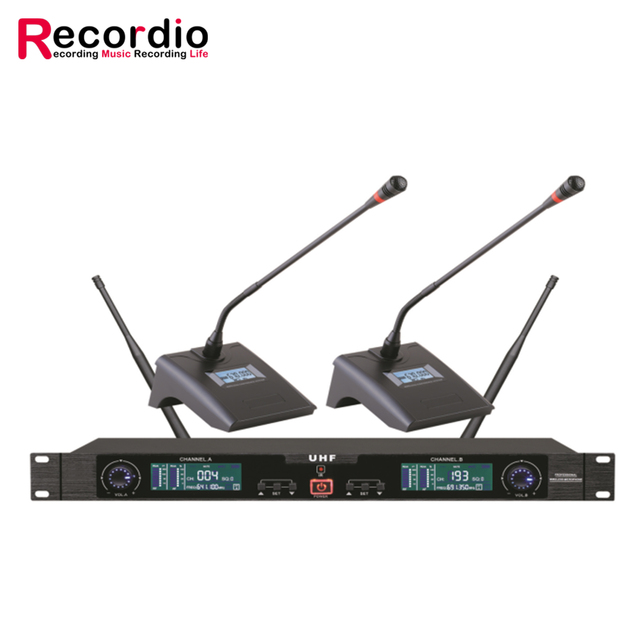 GAW-U608 One in Two Wireless Microphone System Set One-button to Frequency Wireless Microphone Suitable for Outdoor Performances