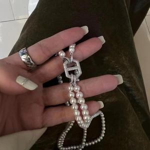 Collar de Perlas Naturales Barrocas de Doble Capa, Luz Intensa con Pequeños Pétalos, Cierre Universal, 2-3 Mini Cadenas para Bebé - Product Image 4