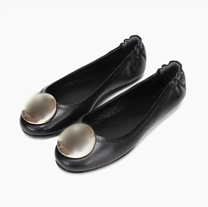Toptan tasarımcı lüks marka ayakkabı kadınlar için günlük mokasen ayakkabı düz ayakkabı yeni stiller 2024