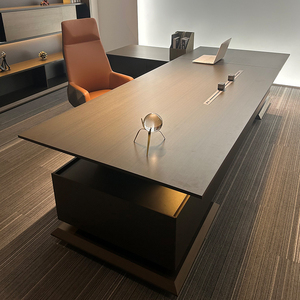 Scrivania Direzionale Moderna di Lusso a L, Tavolo da Ufficio in Legno per CEO e Presidenti con Mobile Laterale e Spazio di Archiviazione - Product Image 2