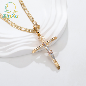 Éxito de Ventas Cruz Religiosa Tricolor Bañada en Oro de 14K, Colgante Cristiano Clásico y Versátil - Product Image 4