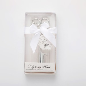 European American Creative Key Shape Bottle Opener Zinc Alloy Portable <b>Beer</b> Opener With Heart Design For Gift - Product Image 5