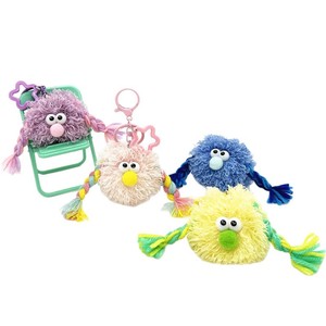 Porte-clés pendentif de sac à dos en peluche mignon style dessin animé, avec pompon et poupée à chignon tressé, cadeau - Product Image 5