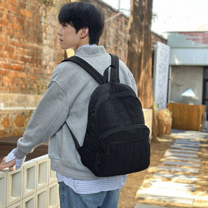 Fashionable and Versatile Rhombus-Patterned <b>Backpack</b> for Women Suitable for Commuting with Padded Lining <b>Large</b> Capacity - Product Image 4