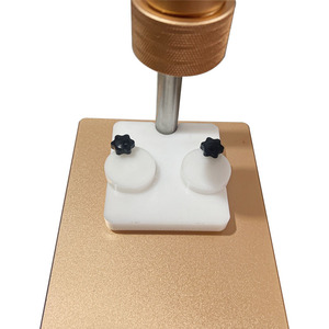 Machine de capsulage manuelle pour bouteilles de 18 mm de diamètre, usage chimique, facile à utiliser, composant central à roulement - Product Image 1