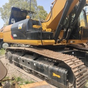 Excavatrice hydraulique CAT 336D2L en excellent état avec moteur puissant, idéale pour les travaux de construction lourde, en vente. - Product Image 3