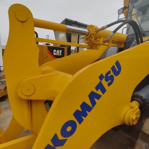 รถตักล้อยางโคมาสึ WA320 มือสอง นำเข้าจากญี่ปุ่น ชั่วโมงการทำงานต่ำ เครื่องยนต์ เกียร์ แบริ่ง ปั๊ม กำลัง 124 กิโลวัตต์ รับน้ำหนักได้ 4 ตัน - Product Image 5