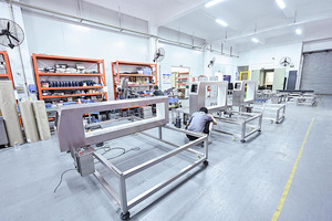 Băng tải Máy dò kim loại chất gây ô nhiễm phát hiện cho yến mạch lúa mạch đen kiều mạch Quinoa chia Hạt giống - Product Image 4