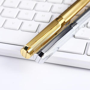 <span class=keywords><strong>Penna</strong></span> personalizzata con logo stampato <span class=keywords><strong>in</strong></span> plastica effetto <span class=keywords><strong>3D</strong></span>, colore personalizzato Uwrite, punta a piuma da 1,0 mm, <span class=keywords><strong>in</strong></span> stock, per ufficio. - Product Image 3