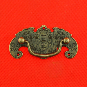 Antique Durable Drawer Handle 96x48mm Zinc Alloy Traditional Bat Shape Furniture Pull for Drawer - Product Image 1
