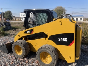 Second-Hand Used Caterpillar CAT 246C <b>MINI</b> Skid Steer Loader Low Hours KYB Hydraulic Pump Cummins Doosan Engine CE Certified - Product Image 2