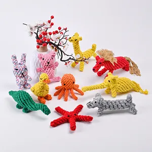 Cuerda de algodón hecha a mano con formas de animales al por mayor, juego de juguetes para masticar perros, cuerda de algodón masticable duradera personalizada, juguetes para perros, cuerda para Limpieza de dientes de mascotas