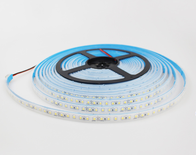 High Brightness 24V Warm White Ra90 CRI IP65 Rated LED Strip Light 50000 Hours Lifespan Dimmable Tape for Indoor/Outdoor