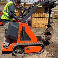 Tarière avec accessoire de forage pour mini-chargeuse compacte sur chenilles/chargeuse sur pneus