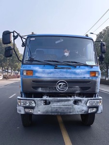 Camion benne 4x2 à conduite à droite (RHD) 6 roues Euro3 pour l'exploitation minière en Tanzanie et en Zambie - Product Image 2