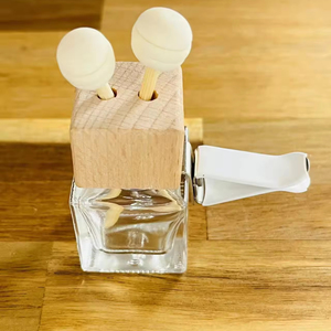 Luxury Hanging Car <strong>Diffuser</strong> Oil <strong>Bottle</strong> Car Reed <strong>Diffuser</strong> <strong>Bottle</strong> with Clasp Vent Clip Empty Car Dashboard Perfume <strong>Bottles</strong> - Product Image 1