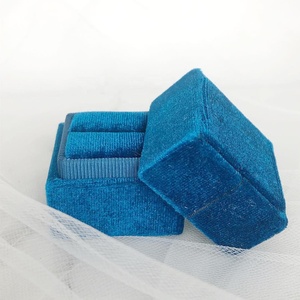 Engagement square luxury wedding velvet ring gift box custom logo