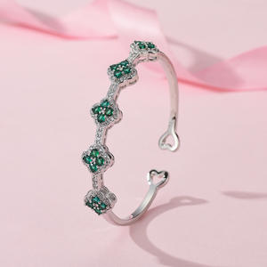 Brazalete Ajustable de Cobre Chapado en Oro de 18K con Circonitas, Estilo Vintage para Mujer - Product Image 2