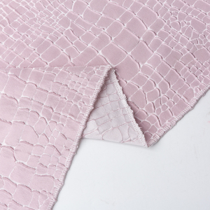 KEER Usine Personnalisée Vente en Gros JBS870N produit le plus recommandé motif délicat design mémoire polyester tissé jacquard vêtements tissu - Product Image 2